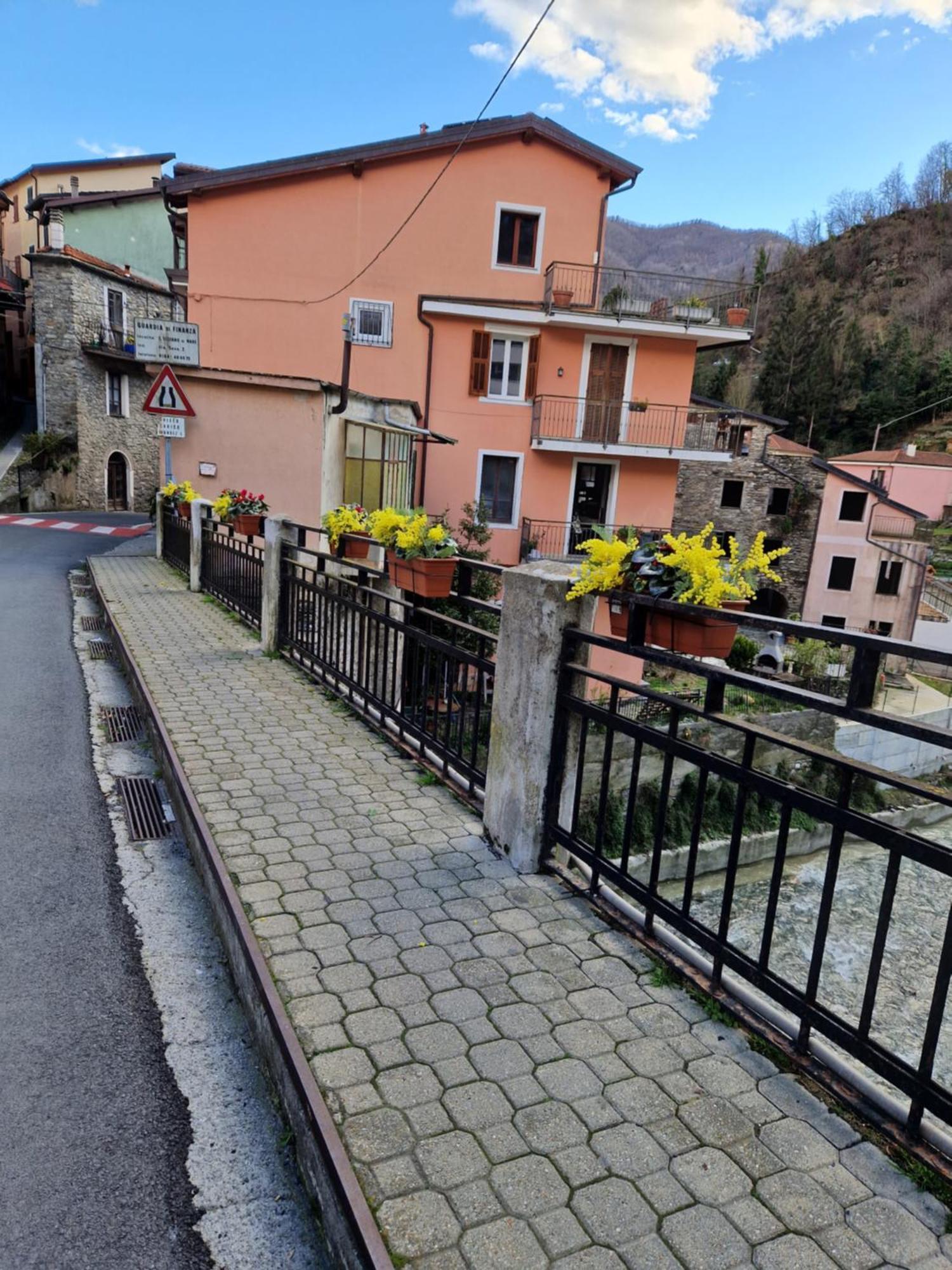 Casa Nonna Chiarina Appartement Molini di Triora Buitenkant foto